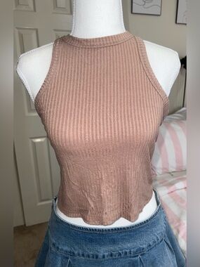 iris Ribbed Cropped Tank in Tan